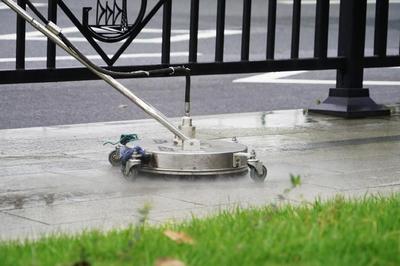 以'三化一工程'为突破口，广州海珠推动城区换新颜 智能化清洁机械及设备赋能城市治理